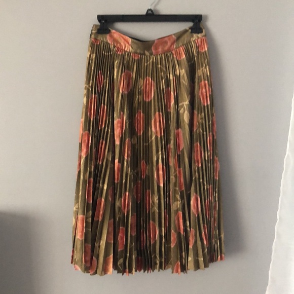 ⭕️ PRICE FIRM Kate Spade Skirt the Rules Pleated Hazy Rose Metallic Skirt Size 2 - Picture 9 of 9